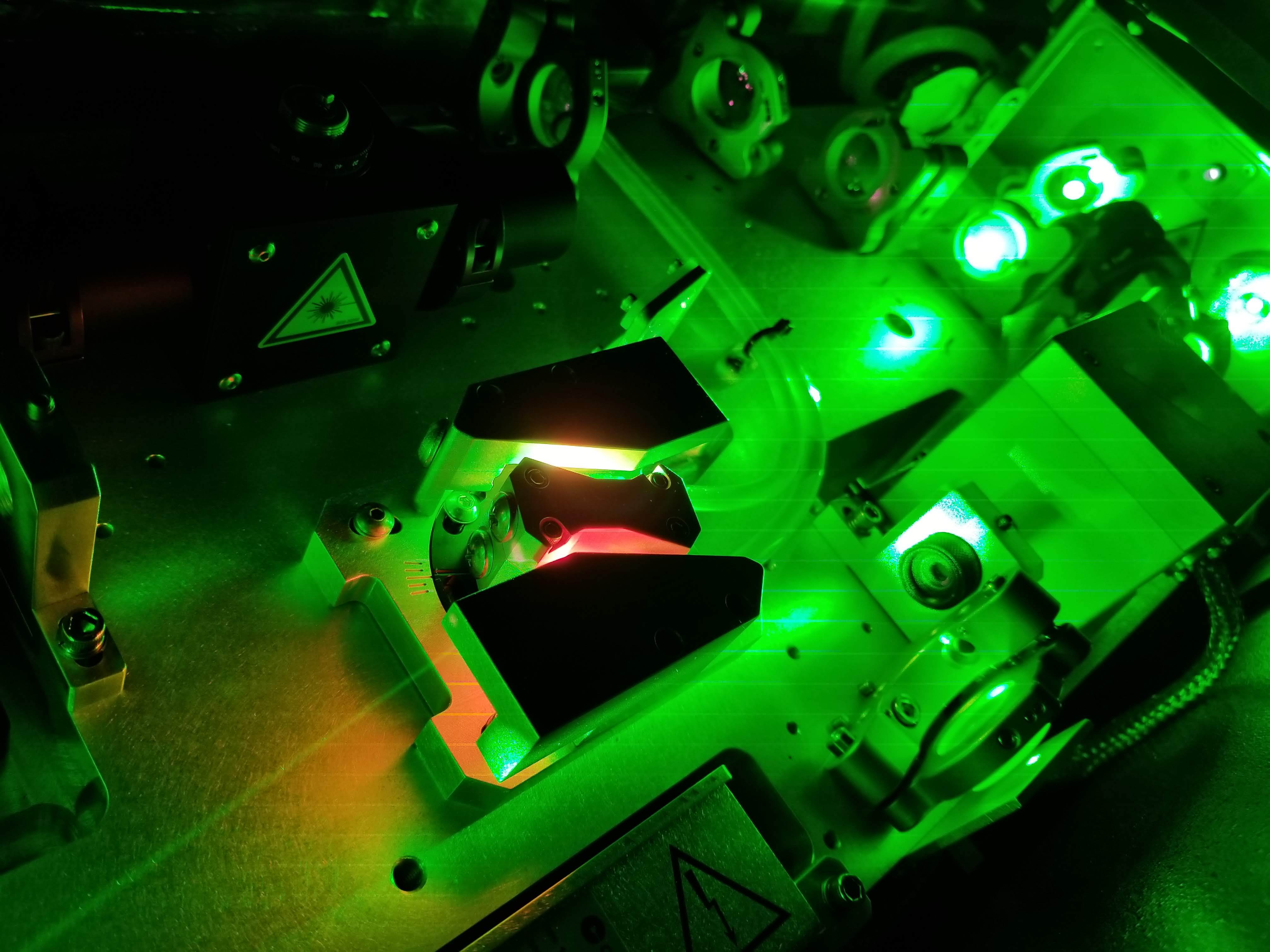 Photo of laser cavity