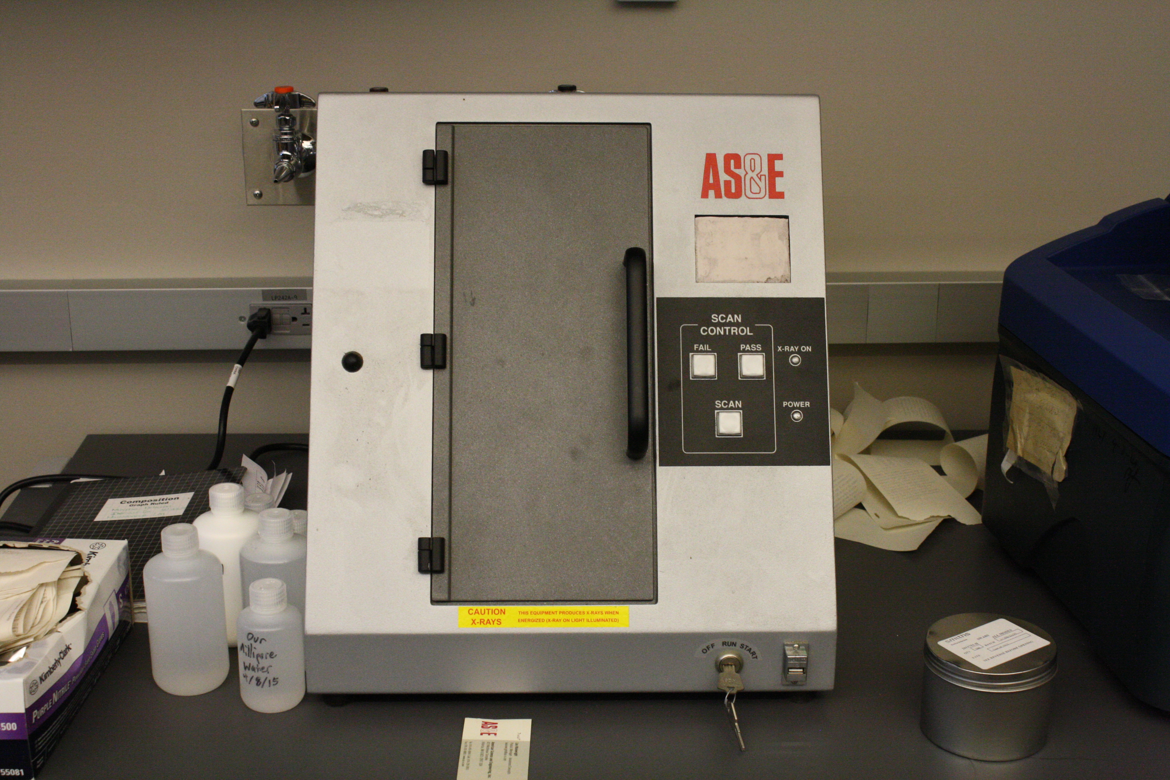 AS&E X-ray Bottle Screener